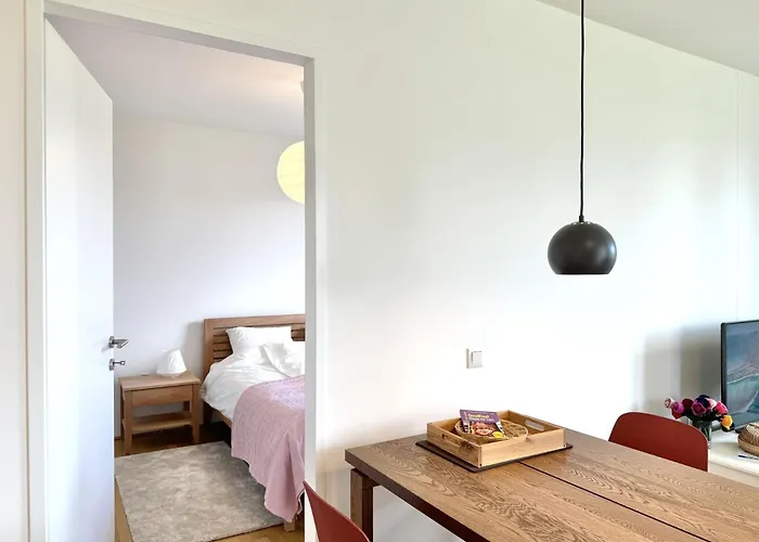 70m2 Near Kirschbluetenpark - Uno-city - International School *