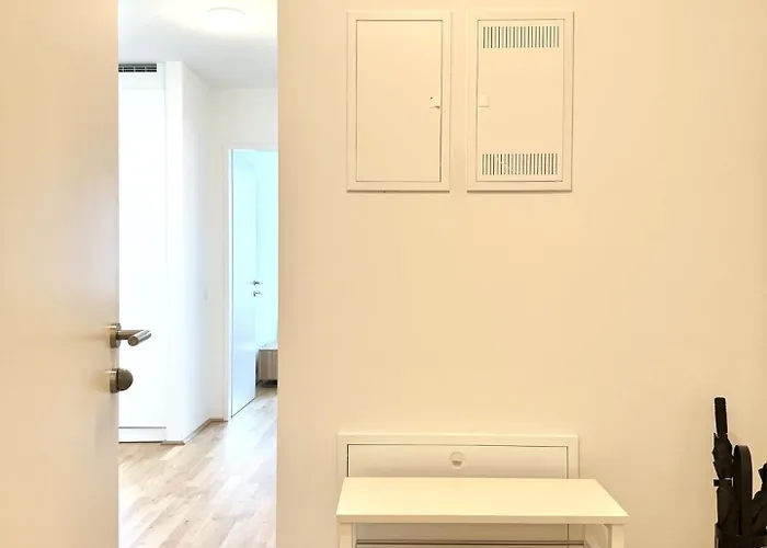 70m2 Near Kirschbluetenpark - Uno-city - International School *