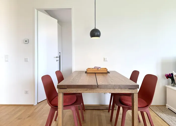 70m2 Near Kirschbluetenpark - Uno-city - International School *