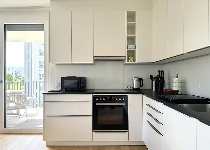 70m2 Near Kirschbluetenpark - Uno-city - International School *