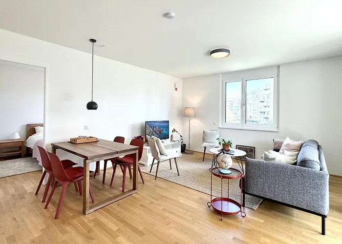 70m2 Near Kirschbluetenpark - Uno-city - International School Apartamento Viena