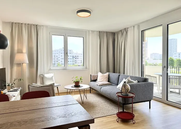 70m2 Near Kirschbluetenpark - Uno-city - International School Viena